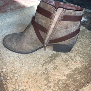 ankle height heeled booties. 5 but fit like a 7